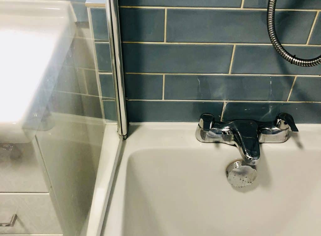 Home 20 leaking taps